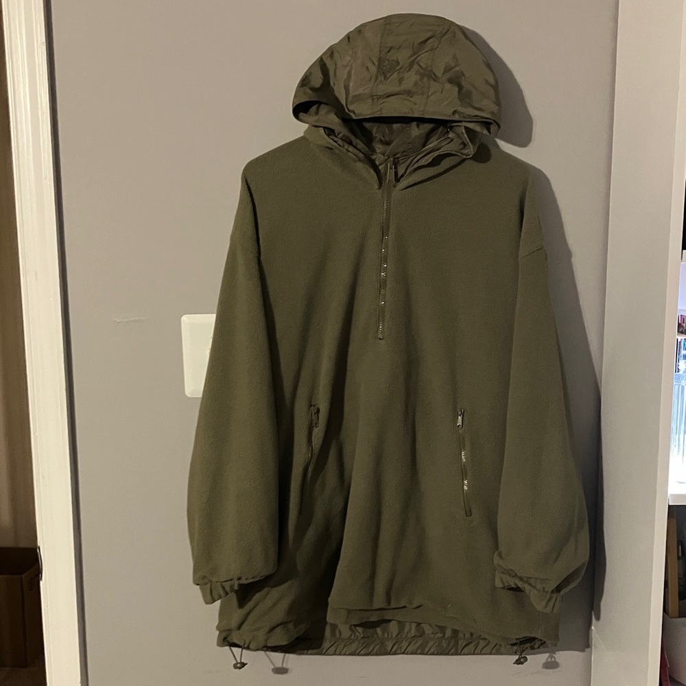 Jones New York Men's Pullover Reversible Jacket in Olive Size Medium